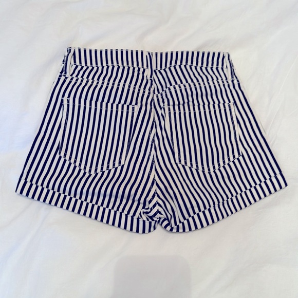 H&M black and white striped shorts - Picture 2 of 3